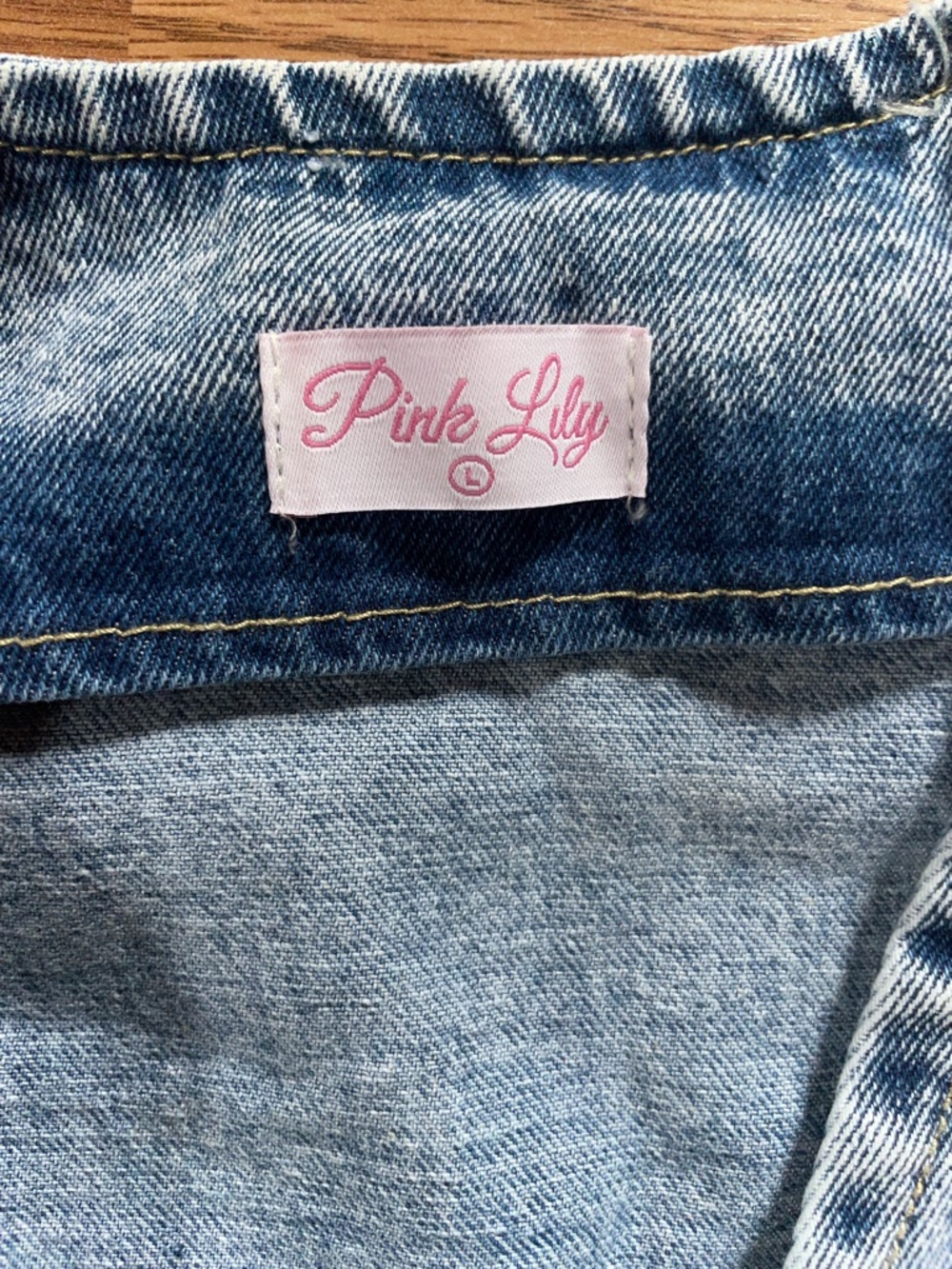 Pink Lily Denim Vest Size Large - Picture 3 of 3